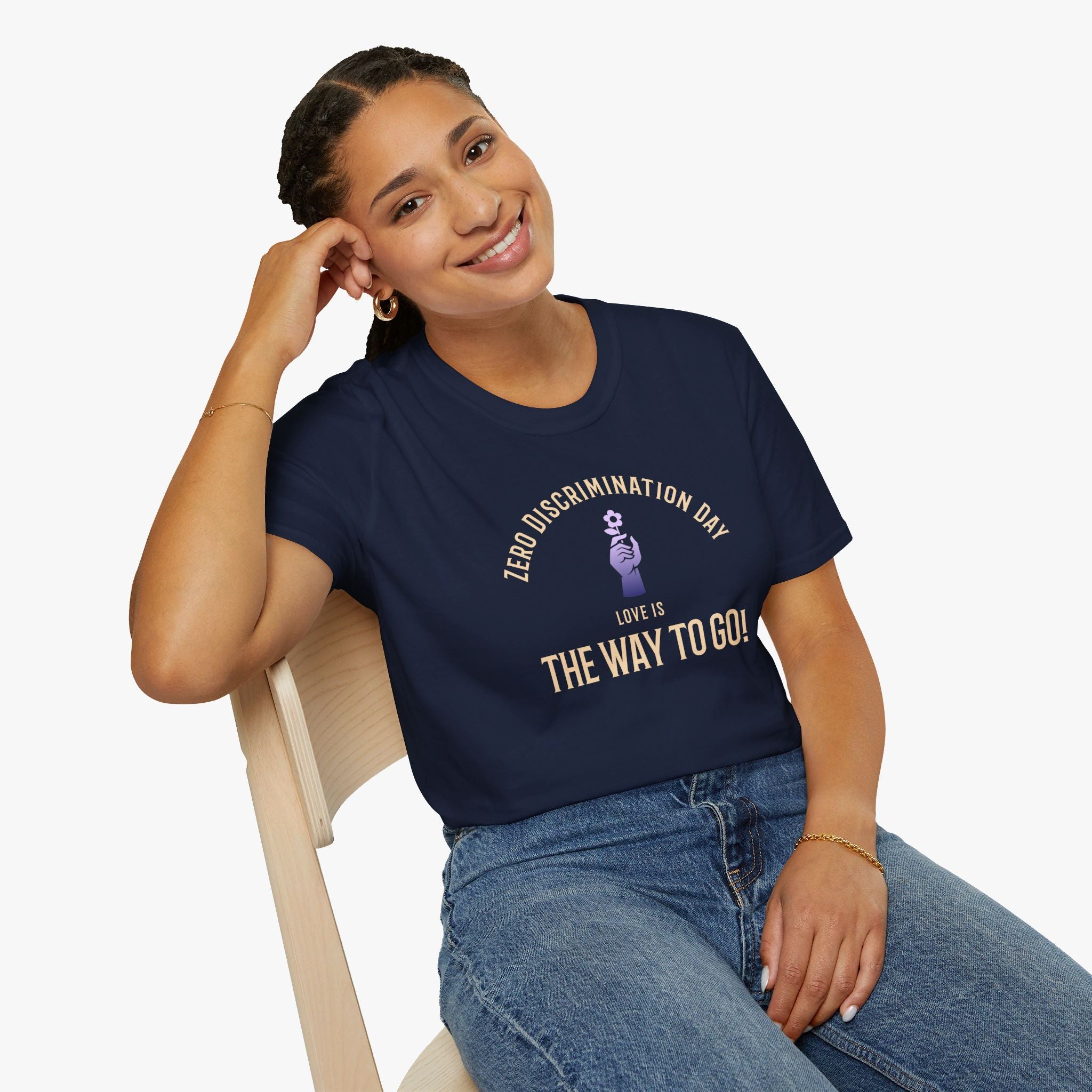 Love is the way to go - Women's Activism T-Shirt